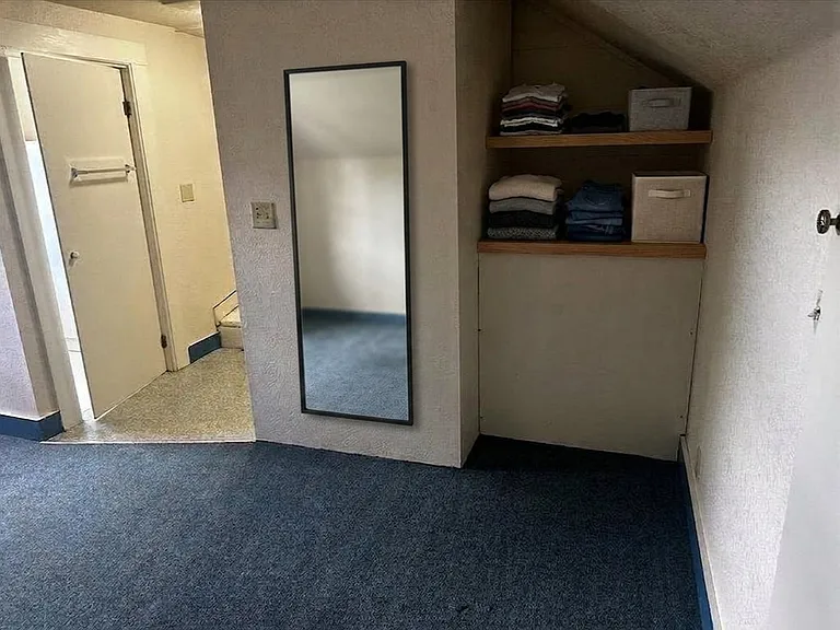 Bathroom & Cubby Virtualy Staged