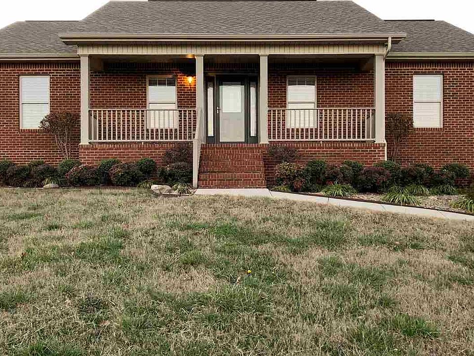 1st image of 721 Ravenwood Dr