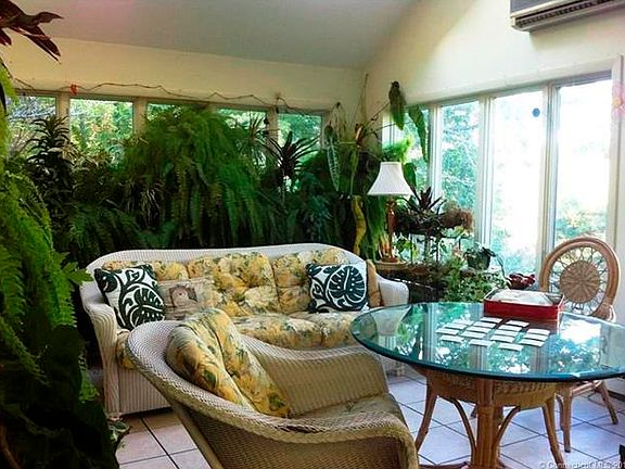 3rd image of 107 Sunset Hill Dr