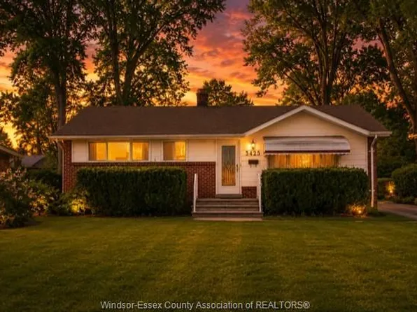 3425 Rankin Ave, Windsor, ON N9E 3C4