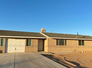 22832 Lone Eagle Rd, Apple Valley, CA 92308