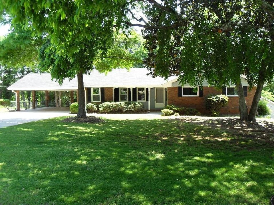 1st image of 360 Crossville Ct