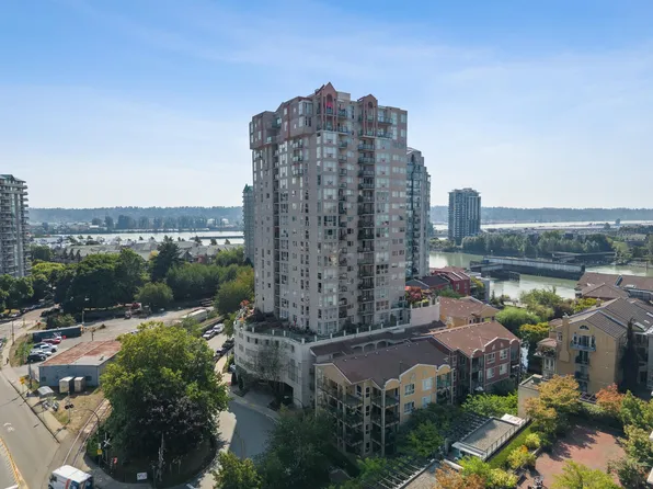 10 Laguna Ct #2102, New Westminster, BC V3M 6W3