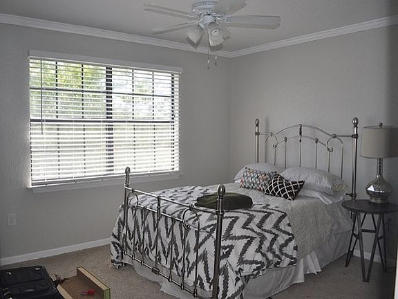 4th image of 505 Boardwalk Dr APT 233
