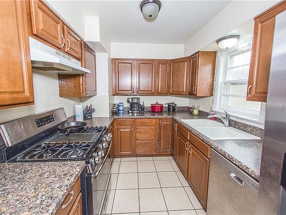 3rd image of 2597 11th St