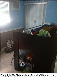 3rd image of 389 Grantwood Ave