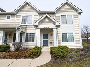 39631 N Warren Ln, Beach Park, IL 60083