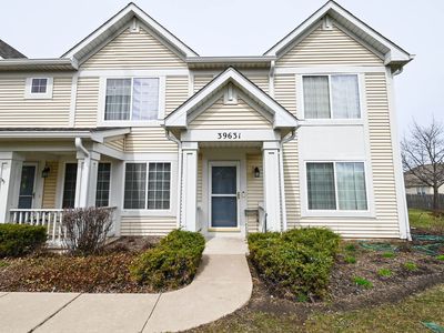 39631 N Warren Ln, Beach Park, IL, 60083