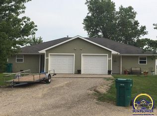 402 Circle Dr #A & B, Mayetta, KS 66509