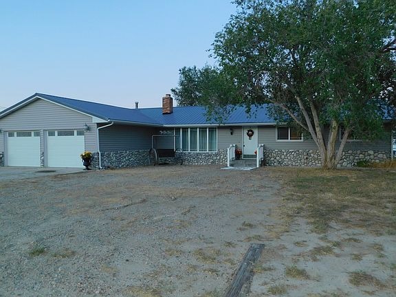 2nd image of 448 Washakie Dr