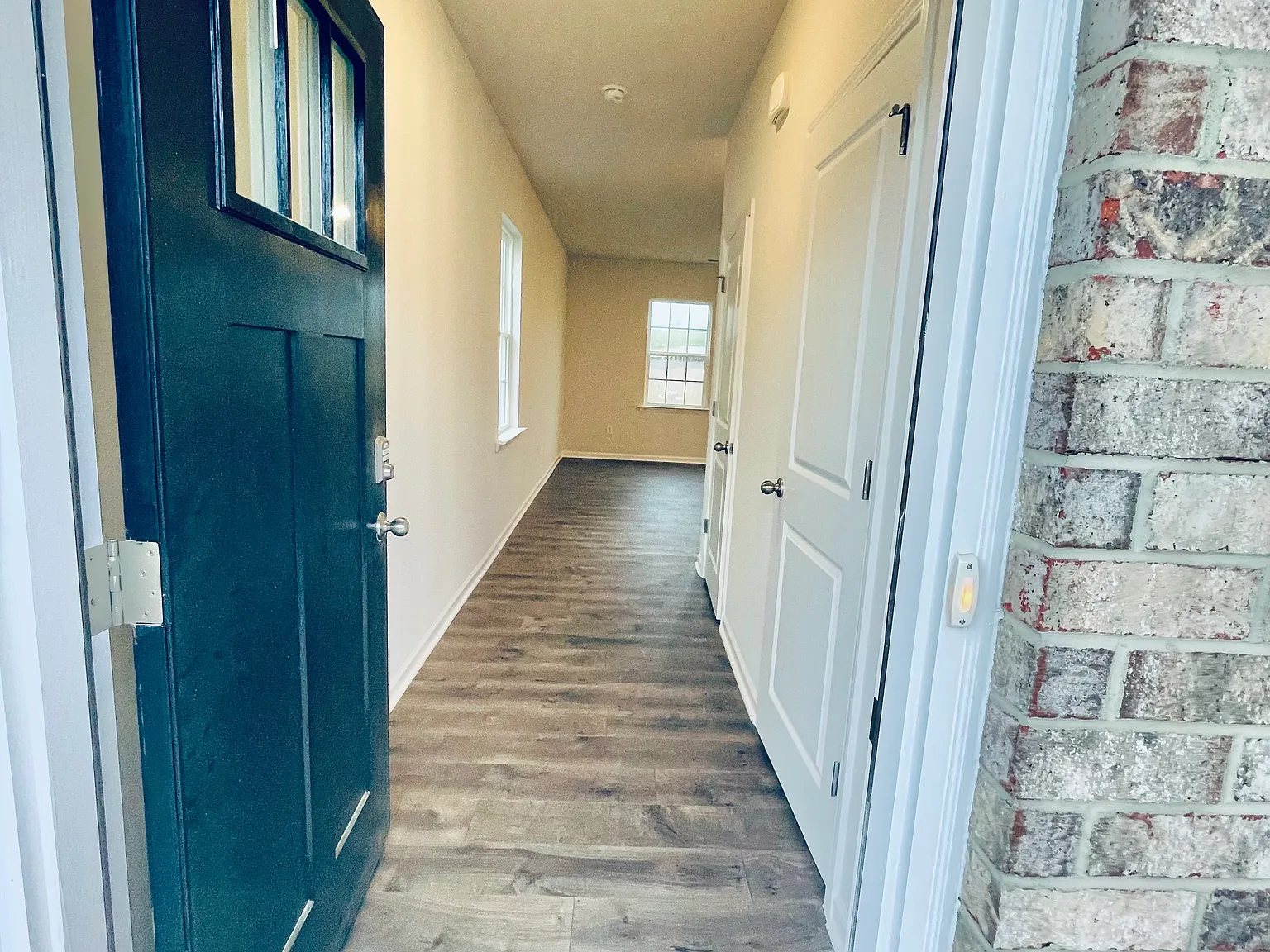 142 River Bank Rd — Photo 2