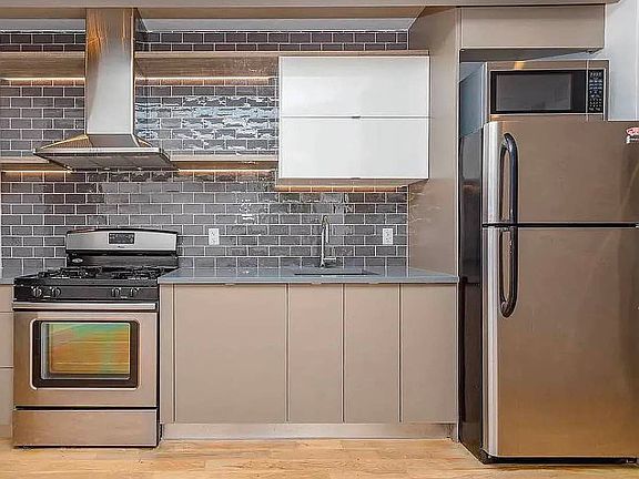 3rd image of 72 Henry St #4B