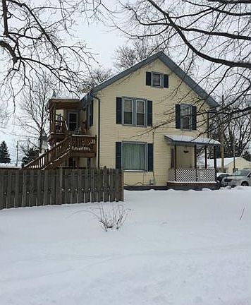 3rd image of 148 Everett Ave