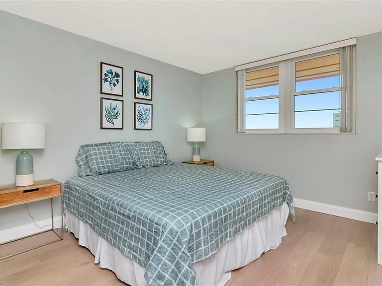 17580 Gulf Blvd #403 — Photo 24