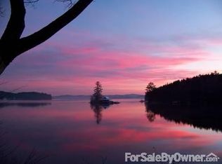 15 Loon Island Ln, Hebron, NH 03241