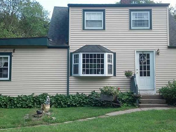 3rd image of 356 Allen Ave