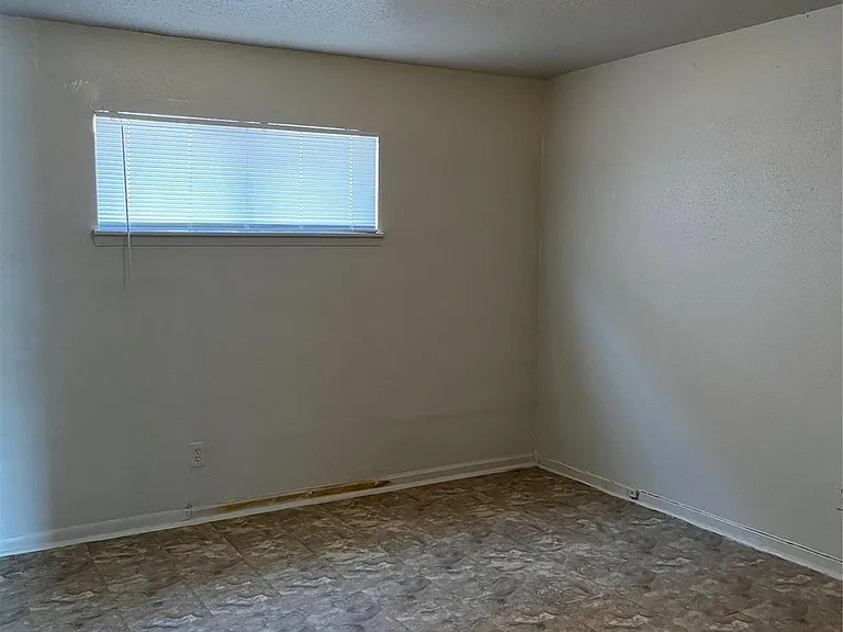9414 Heno St #7 — Photo 3