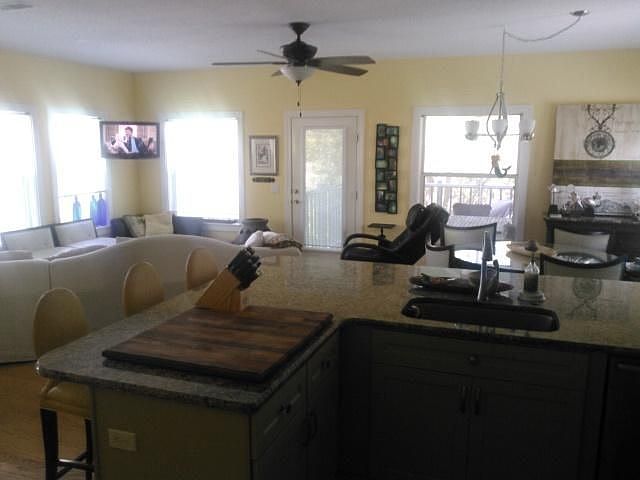 2nd image of 127 Seabreeze Ct