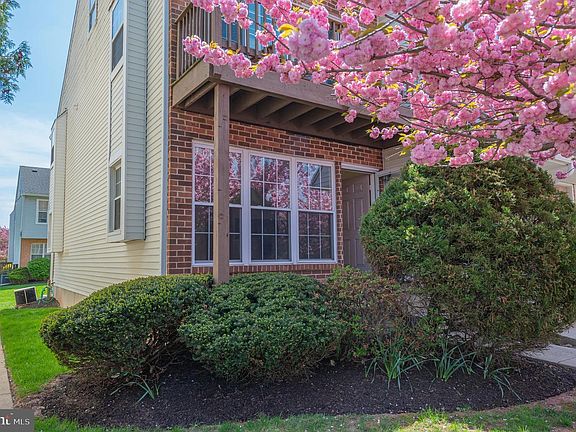 2nd image of 706 Northridge Dr #32A