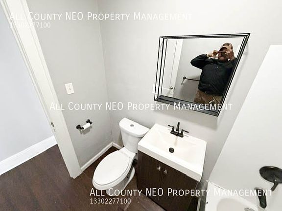 5th image of 2661 Martin Luther King Jr Dr #Up