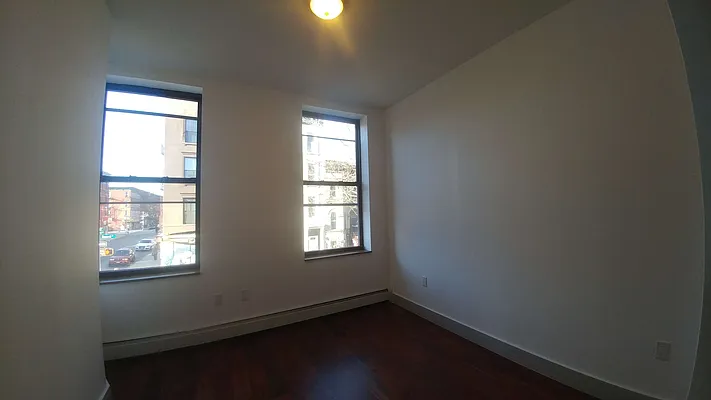 Rented by At Home Realty NY LLC | media 32