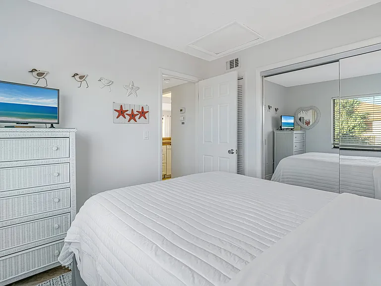 1400 Cove II Pl — Photo 26