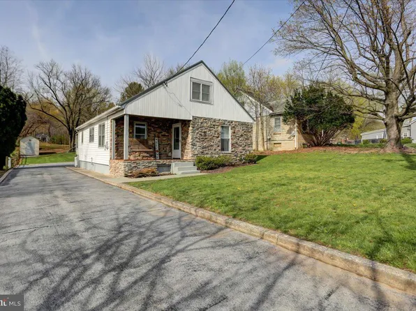 13596 Buchanan Trl W, Mercersburg, PA 17236