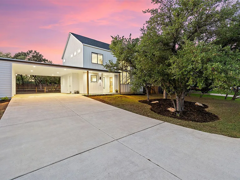 22218 Briarcliff Dr — Photo 1