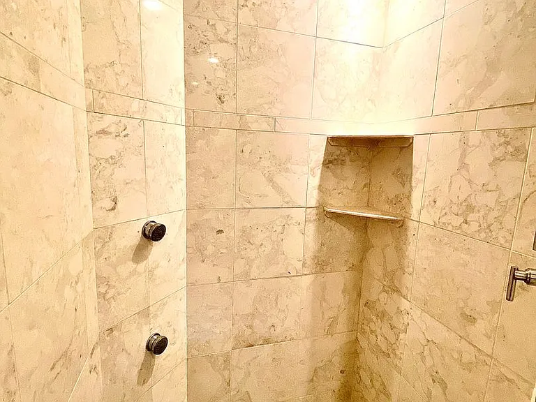 306 E Curling Dr — Photo 40