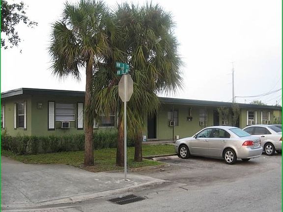 2nd image of 215 NW 15th Ave
