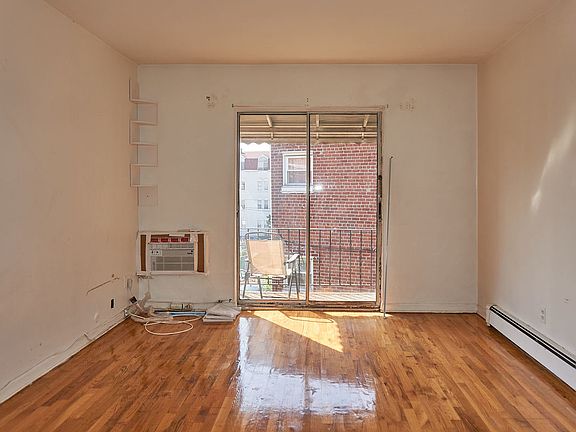 3rd image of 31-08 46th St #3