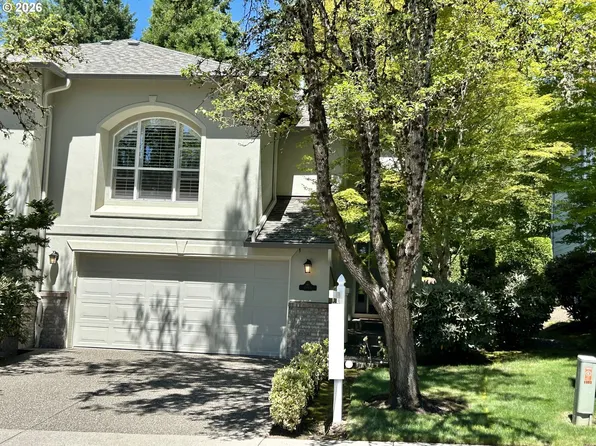 4965 Mulholland Dr, Lake Oswego, OR 97035