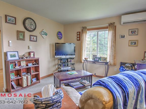 3rd image of 864 113th St S