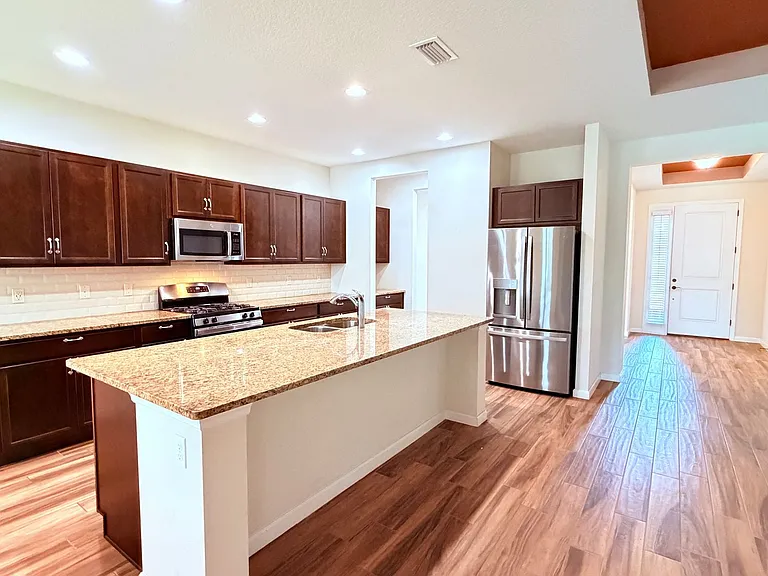 1102 S Victoria Hills Dr S — Photo 24