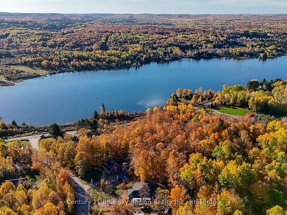 5th image of 365 Sunnyside Rd