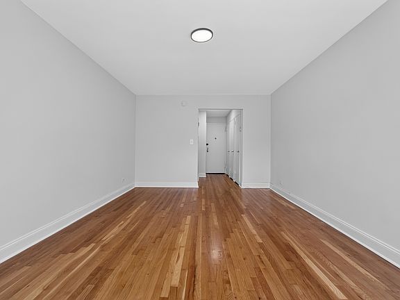 5th image of 150 E 30th St APT 7B