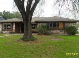 275 Saddle Horn Dr, Houston, TX 77060