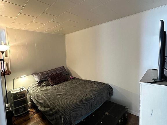 4th image of 508 Maumee St