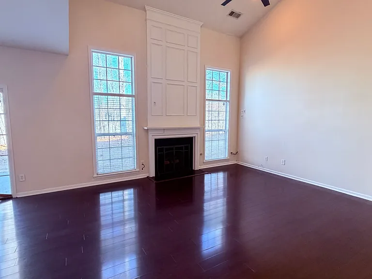 908 Wendlebury Ct — Photo 17