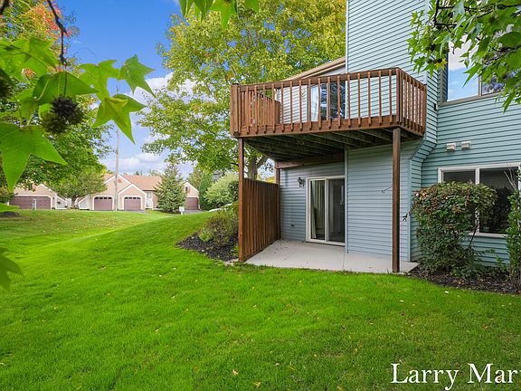 3rd image of 2322 Southgate Dr SE #96