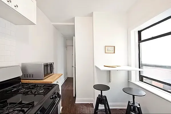 Rented by REAL New York | media 6