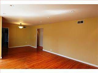 3rd image of 1019 Miller Ave