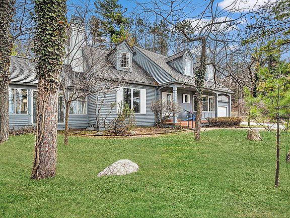 4th image of 8834 Peninsula Dr