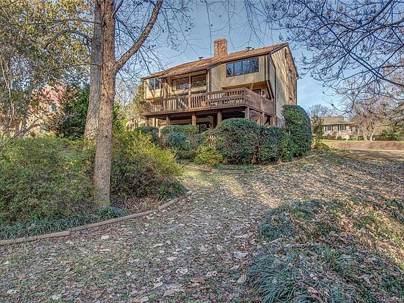 2nd image of 1009 Colony Ct #10