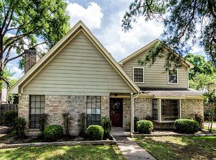 8326 Tiger Ln, Houston, TX 77040