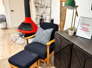 611 Sheldon Dr, Fort Collins, CO 80521