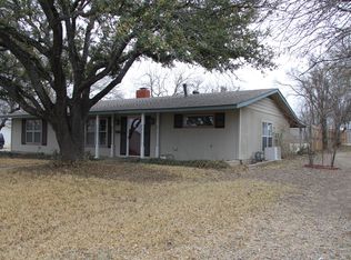 820 E Gentry St, Hamilton, TX 76531