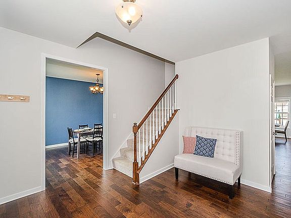 5th image of 6353 Broad Sky Cir
