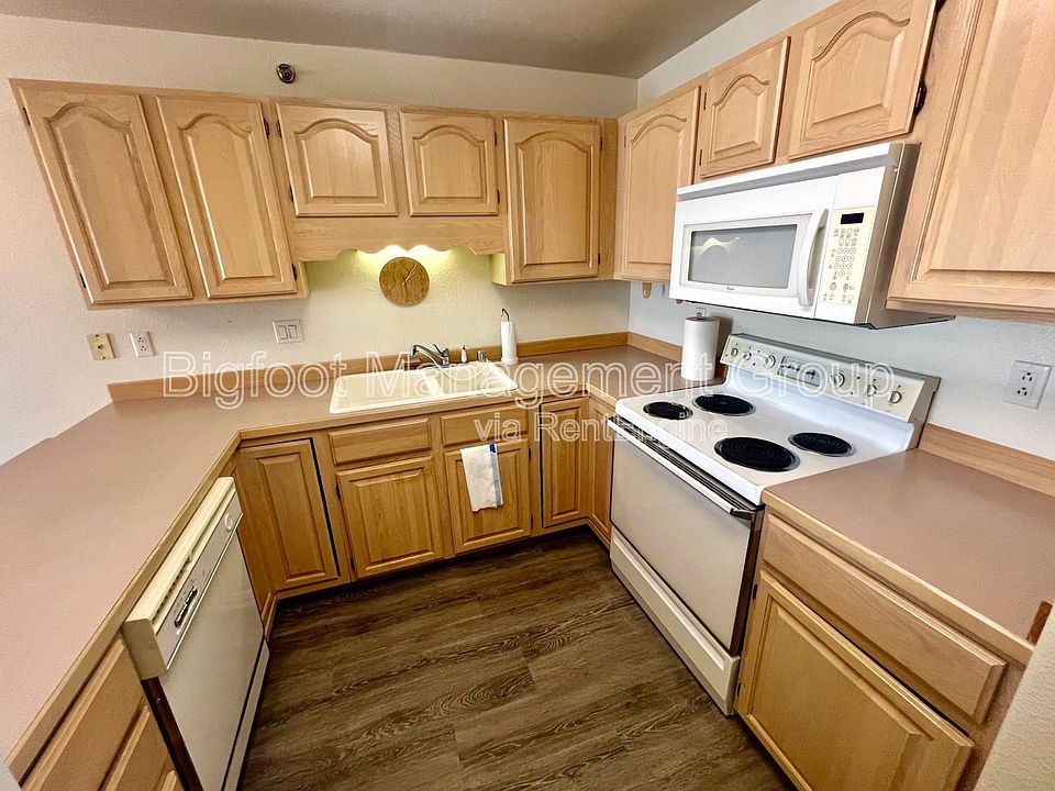 2nd image of 1701 Prospect Ave APT 2H