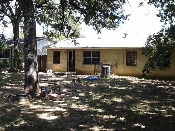 3rd image of 11300 Erich Dr